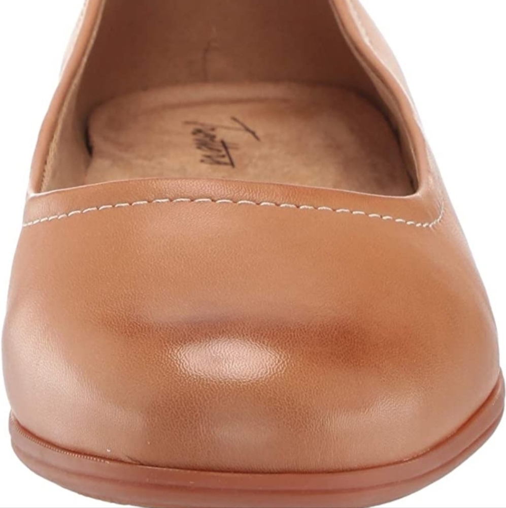 Trotters Darcy flat women's color nude, size 9N